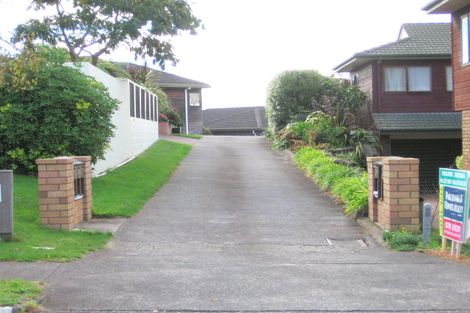 Photo of property in 2/28 Mark Edward Drive, Half Moon Bay, Auckland, 2012