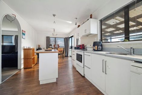 Photo of property in 17 Owhatiura Drive, Lynmore, Rotorua, 3010