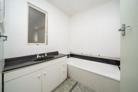 Photo of property in 13 Rimu Street, Hawera, 4610