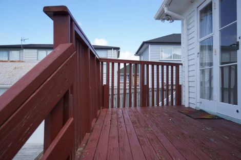 Photo of property in 494 Blockhouse Bay Road, Blockhouse Bay, Auckland, 0600