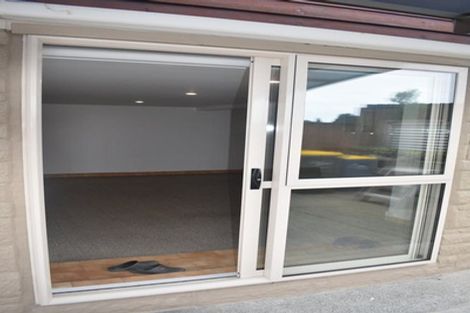 Photo of property in 12 Camelot Place, Glenfield, Auckland, 0629