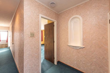 Photo of property in 30 Miro Street, Castlecliff, Whanganui, 4501