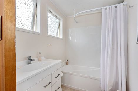 Photo of property in 4 Samuel Place, Queenwood, Hamilton, 3210