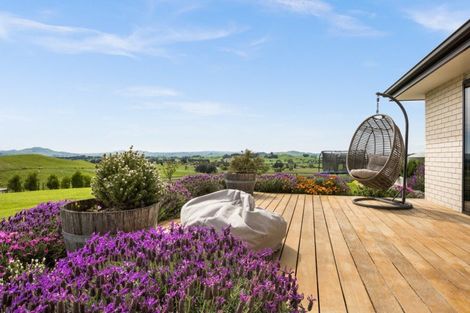 Photo of property in 21c Highlands Drive, Waipawa, 4277