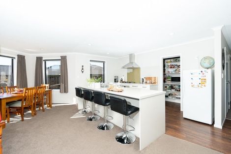 Photo of property in 15 Cole Thomas Place, Huntington, Hamilton, 3210