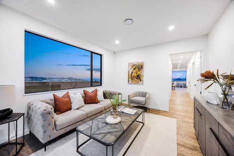 Photo of property in 7 Pakirikiri Street, Long Bay, Auckland, 0630