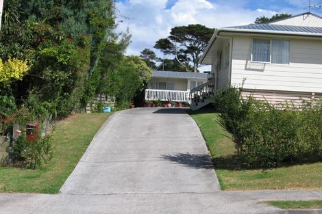 Photo of property in 9 Beverly Place, New Lynn, Auckland, 0600