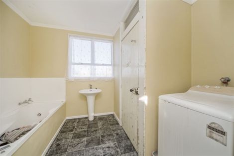 Photo of property in 34 Stafford Street, Patea, 4520