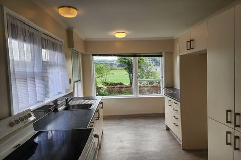 Photo of property in 71 Wai-iti Crescent, Woburn, Lower Hutt, 5010