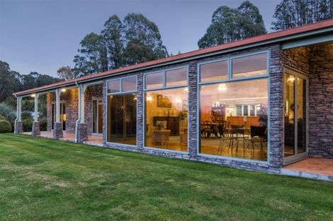 Photo of property in 35 Te Moenga Park, Acacia Bay, Taupo, 3330