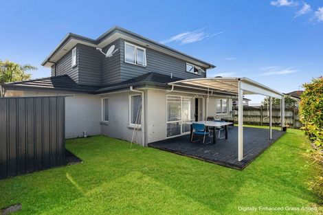 Photo of property in 32 Sarteano Drive, Manurewa, Auckland, 2105