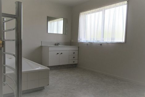 Photo of property in 2/54 Tilford Street, Woolston, Christchurch, 8062