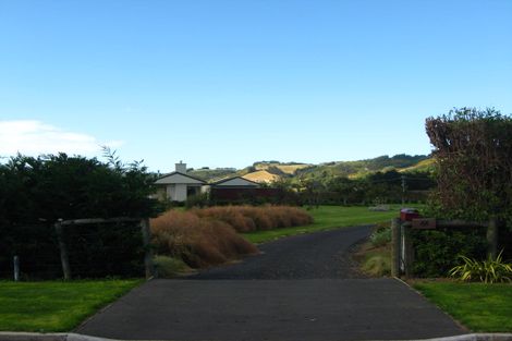 Photo of property in 64 Hagart-alexander Drive, Mosgiel, 9024