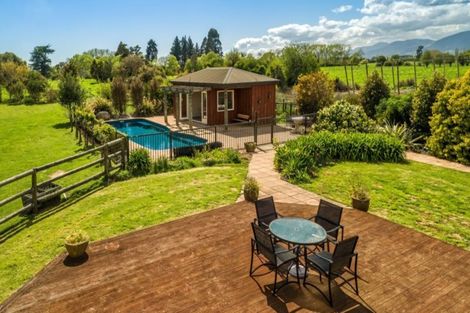 Photo of property in 400 Waimea Road West, Brightwater, 7091