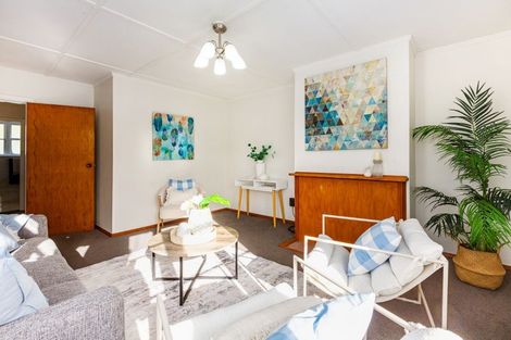 Photo of property in 9 Atiawa Crescent, Waiwhetu, Lower Hutt, 5010