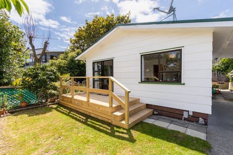 Photo of property in 2/3 Park Road, Paraparaumu Beach, Paraparaumu, 5032