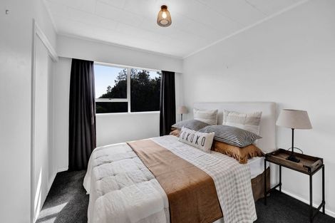 Photo of property in 20 Truby King Street, Merrilands, New Plymouth, 4312