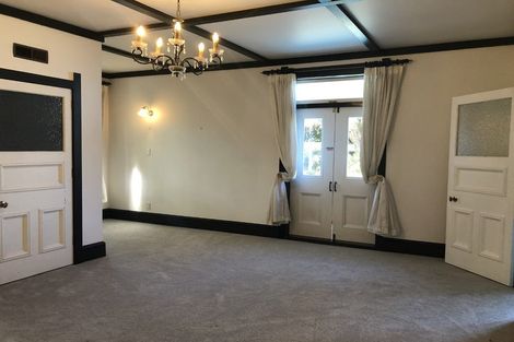 Photo of property in 15 Norwood Road, Bayswater, Auckland, 0622