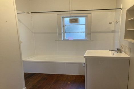 Photo of property in 10 Masters Avenue, Hillcrest, Hamilton, 3216