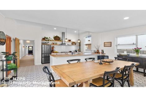 Photo of property in 24 Albert Street, Saint Clair, Dunedin, 9012