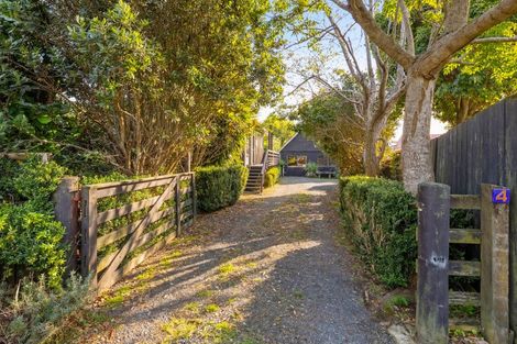 Photo of property in 4 Millen Place, Clarks Beach, 2122