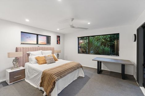 Photo of property in 14 Wade Place, Welcome Bay, Tauranga, 3175