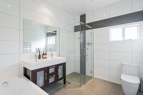 Photo of property in 14 Clipper Place, Whitianga, 3510