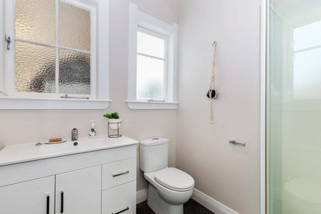 Photo of property in 72 Kenrick Street, Te Aroha, 3320