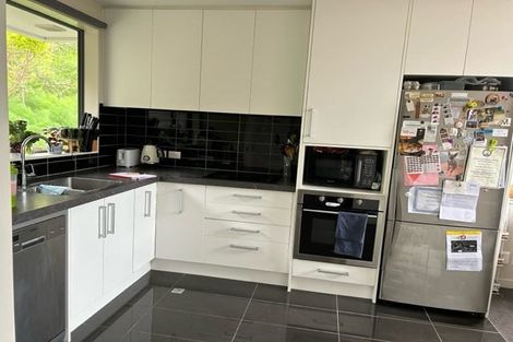 Photo of property in 30/31 Princess Terrace, Newtown, Wellington, 6021