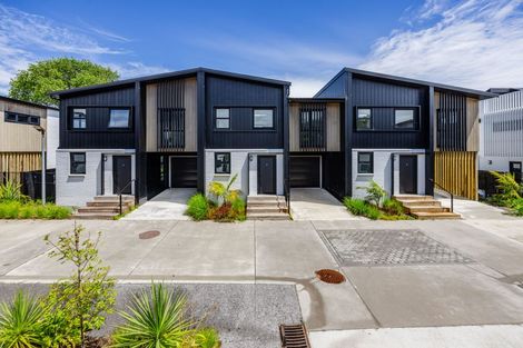 Photo of property in 10 Kaaramuramu Lane, Mangere Bridge, Auckland, 2022