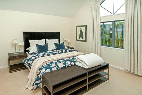 Photo of property in 23 Manor Park, Sunnyhills, Auckland, 2010