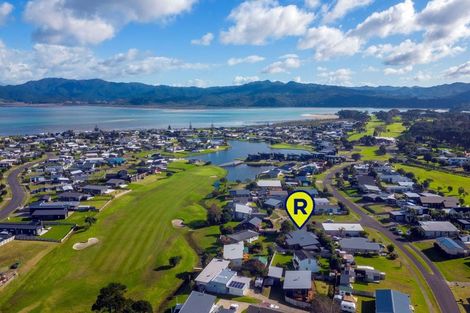 Photo of property in 103 The Tee, Matarangi, Whitianga, 3592