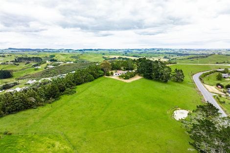 Photo of property in Kaiwaka-mangawhai Road, Mangawhai, 0573