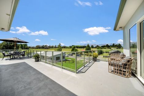 Photo of property in 25 Muriwai Drive, Manapouri, 9679