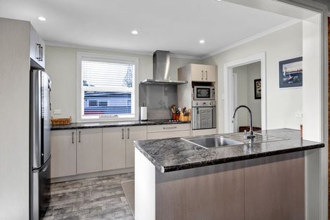 Photo of property in 31 Maire Street, Inglewood, 4330