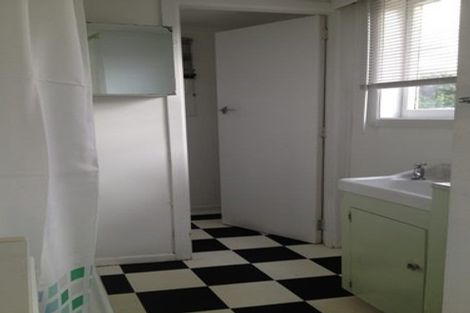 Photo of property in 7a Hawker Street, Mount Victoria, Wellington, 6011