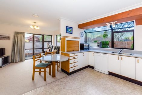 Photo of property in 31 Awanui Drive, Waikanae, 5036