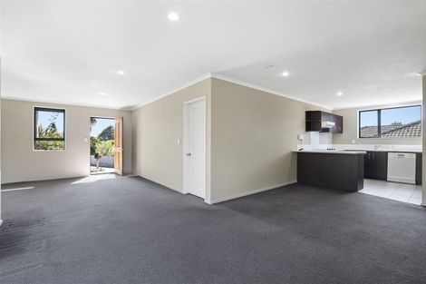 Photo of property in 17 George Arthur Place, Pukekohe, 2120