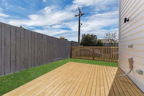 Photo of property in 8 Gardiner Grove, Mangere East, Auckland, 2024