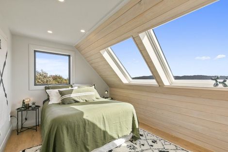 Photo of property in 83d Seatoun Heights Road, Seatoun, Wellington, 6022