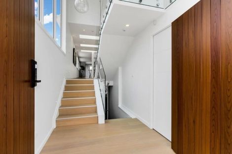 Photo of property in 19 Scarboro Terrace, Murrays Bay, Auckland, 0630