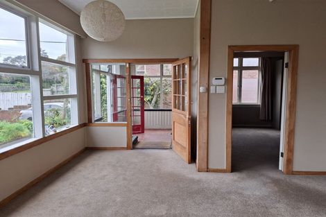 Photo of property in 105 Campbell Road, One Tree Hill, Auckland, 1061