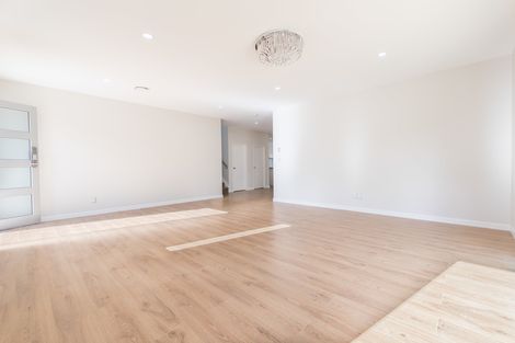 Photo of property in 49 Sari Place, Massey, Auckland, 0614