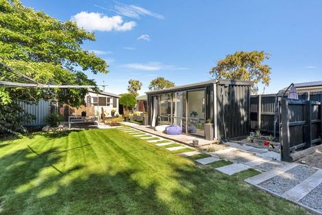 Photo of property in 47 Kings Avenue, Waikuku Beach, 7402