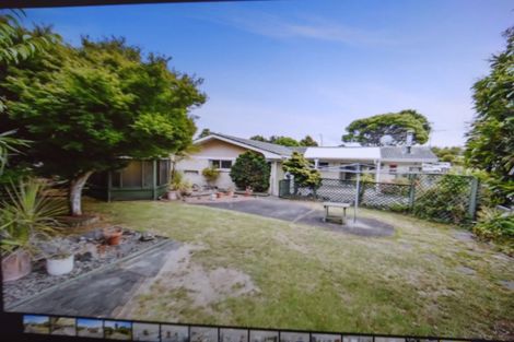 Photo of property in 20 Sunnypark Avenue, Rosehill, Papakura, 2113