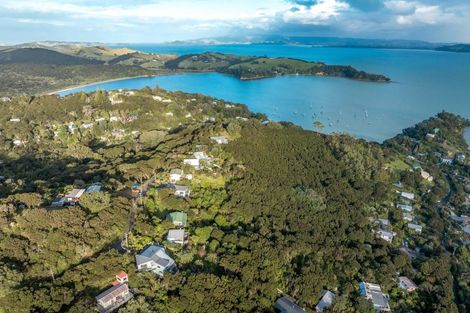 Photo of property in 40 Okoka Road, Omiha, Waiheke Island, 1081
