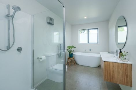 Photo of property in 153 Main Road, Luggate, Cromwell, 9383