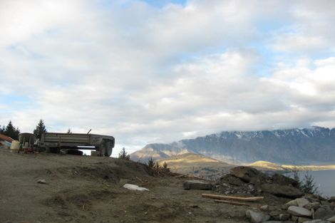 Photo of property in 19 Von Place, Fernhill, Queenstown, 9300