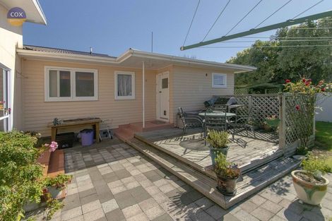 Photo of property in 28 Mcgregor Avenue, Pirimai, Napier, 4112