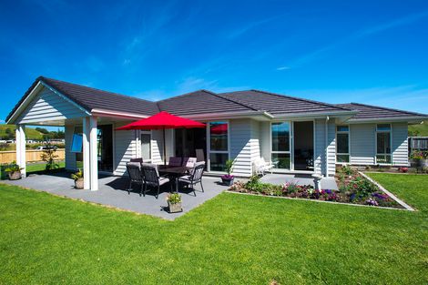 Photo of property in 1 Hamilton Drive, Wainui, Gisborne, 4010